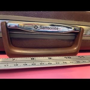 Vintage Samsonite Hard Sided Briefcase Brown Fabric Lined Locking No Key 18x13
